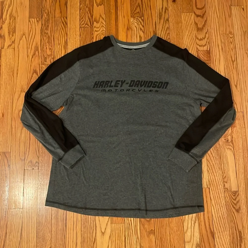 Harley-Davidson - Picture 1 of 4